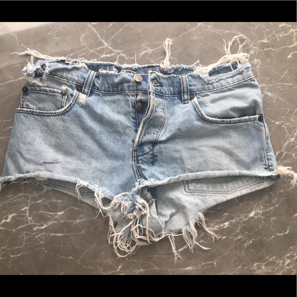 TSUBI DISTRESSED DENIM SHORTS
